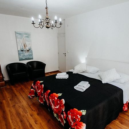 Double And Single S Apartments Ζαντάρ Εξωτερικό φωτογραφία